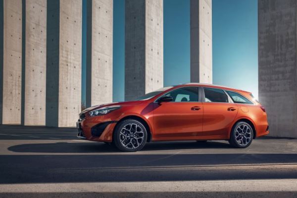 Обновлённый Kia Ceed: в России от 1.564.900 руб.