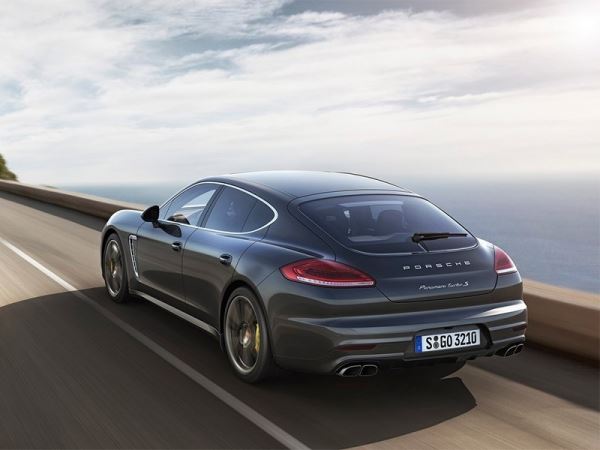 У Porsche Panamera появилась новая версия